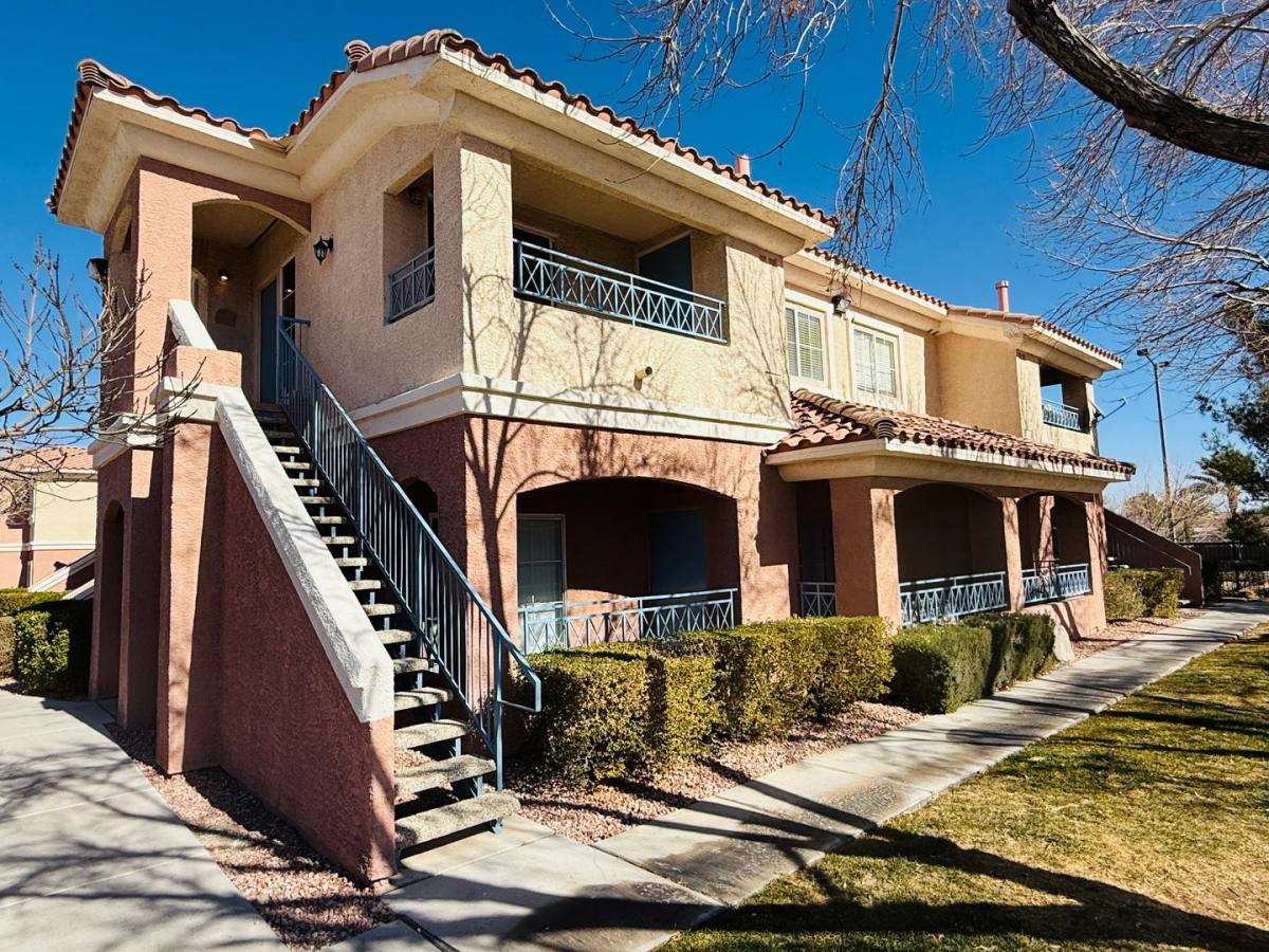 Condo for rent at 352 Pine Haven St, Las Vegas, NV 89144