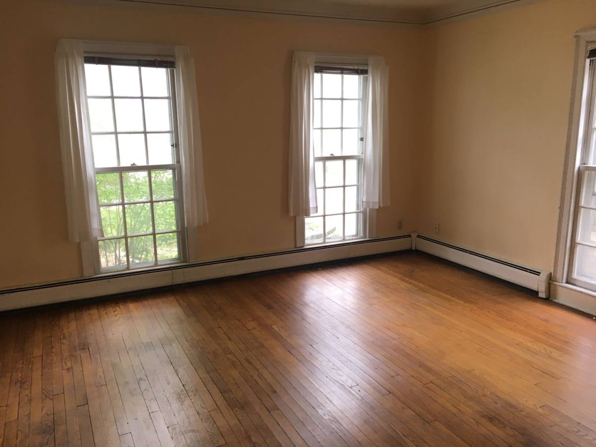Apartment for rent at 637 E Gorham St, Madison, WI 53703