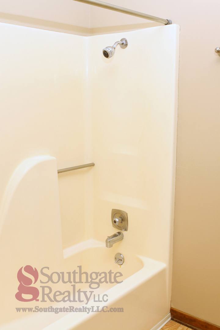 Townhouse for rent at 305 N39th Ave, Hattiesburg, MS 39401