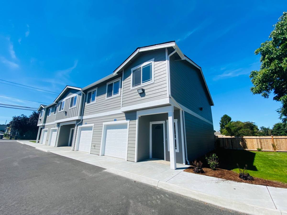 Apartment for rent at 701-707 Peterson Rd, Burlington, WA 98233