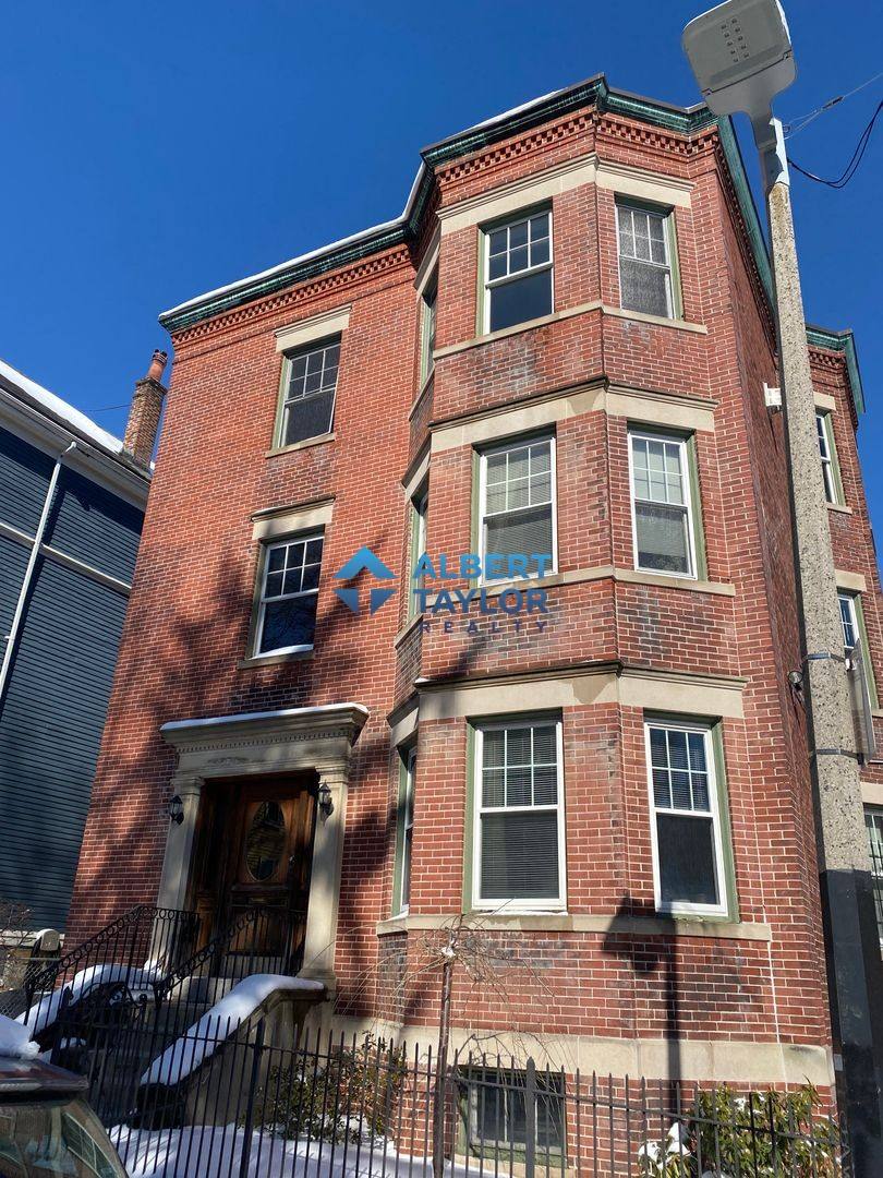 Apartment for rent at 7 Hillside St #2, Roxbury Crossing, MA 02120