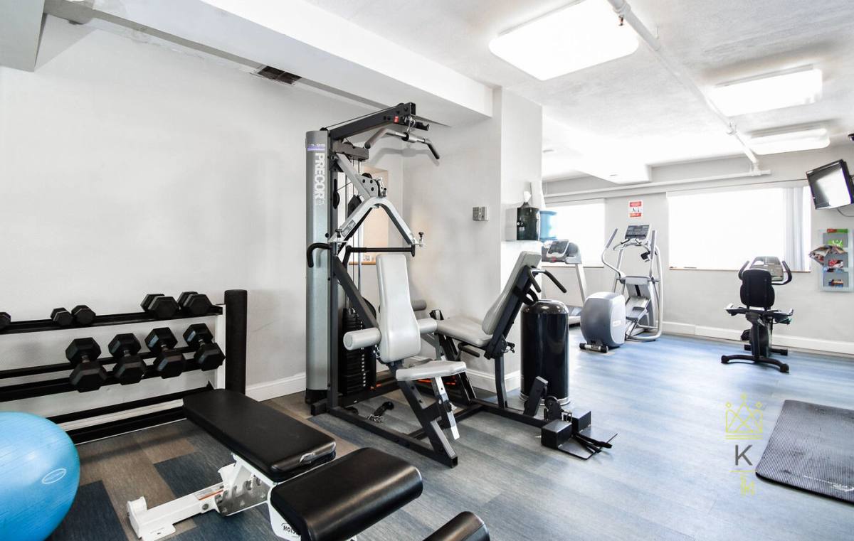 Apartment for rent at 1530 Beacon St #501, Brookline, MA 02446