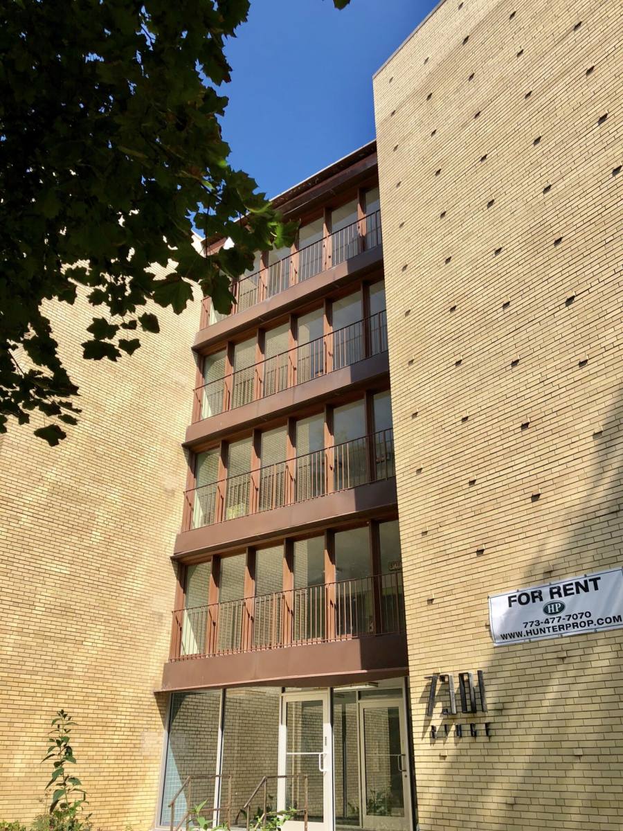 Apartment for rent at 7301 N Ridge #302, Chicago, IL 60645