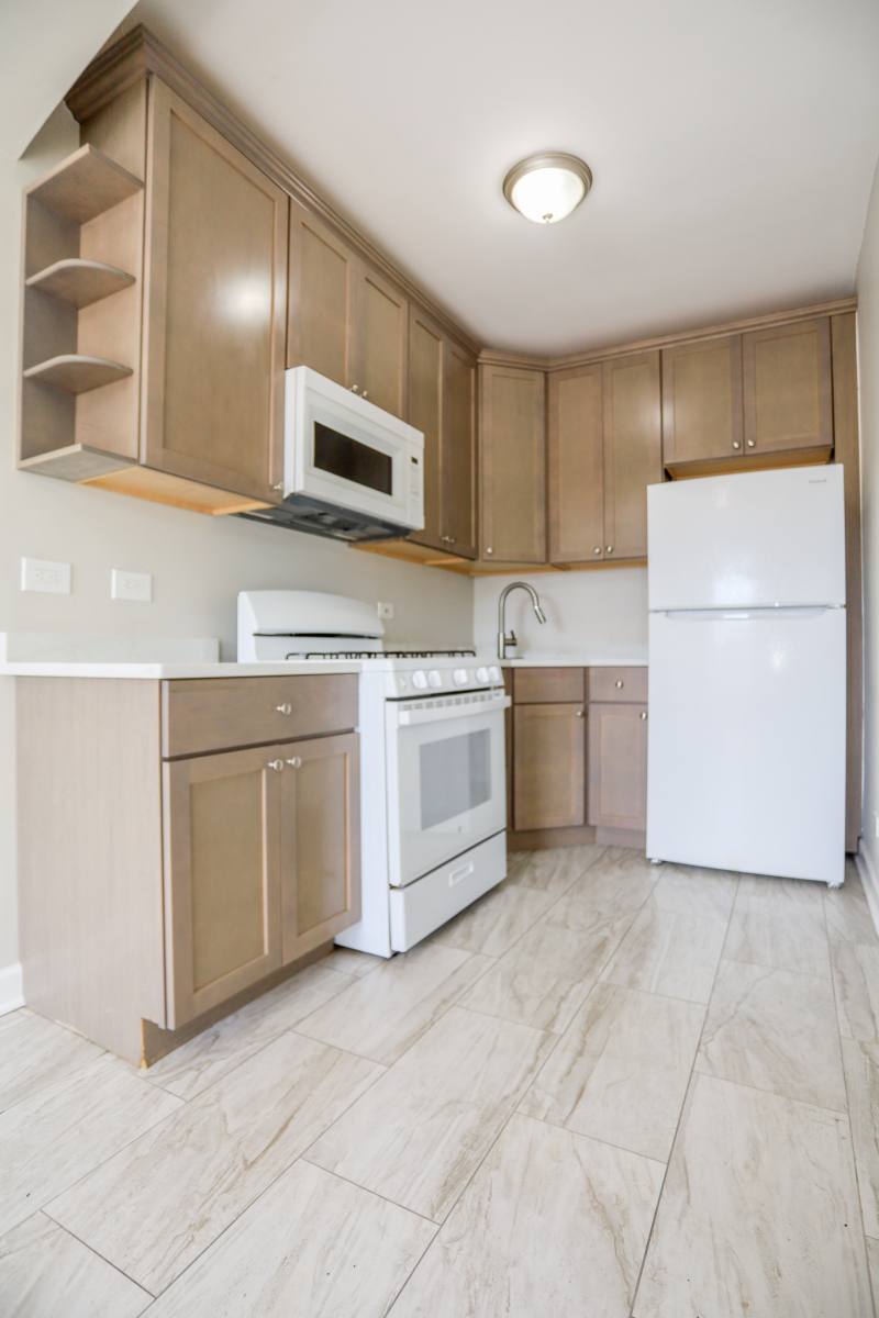 Apartment for rent at 3022 N Cicero #1S, Chicago, IL 60641