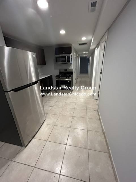 Apartment for rent at 2300 S Ridgeway Ave #1S, Chicago, IL 60623