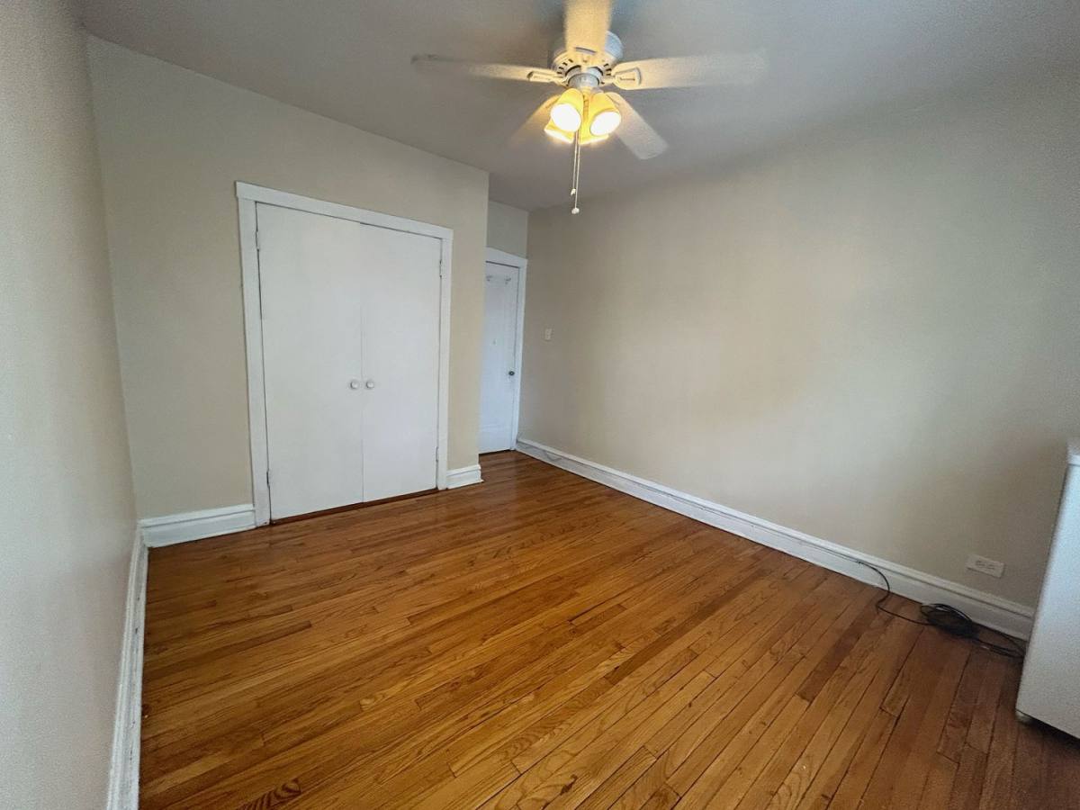 Apartment for rent at 3902 W Argyle #1A, Chicago, IL 60625