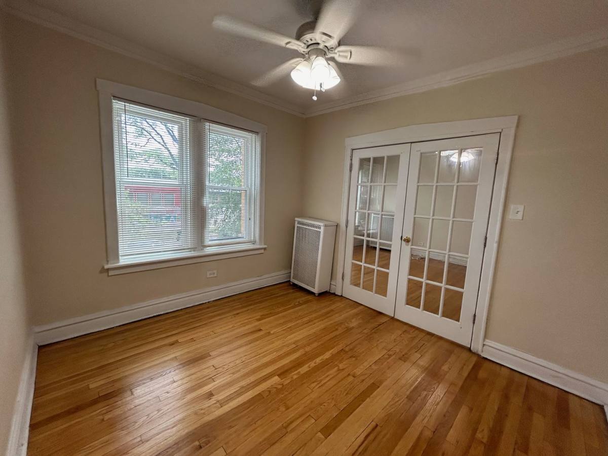 Apartment for rent at 3902 W Argyle #1A, Chicago, IL 60625