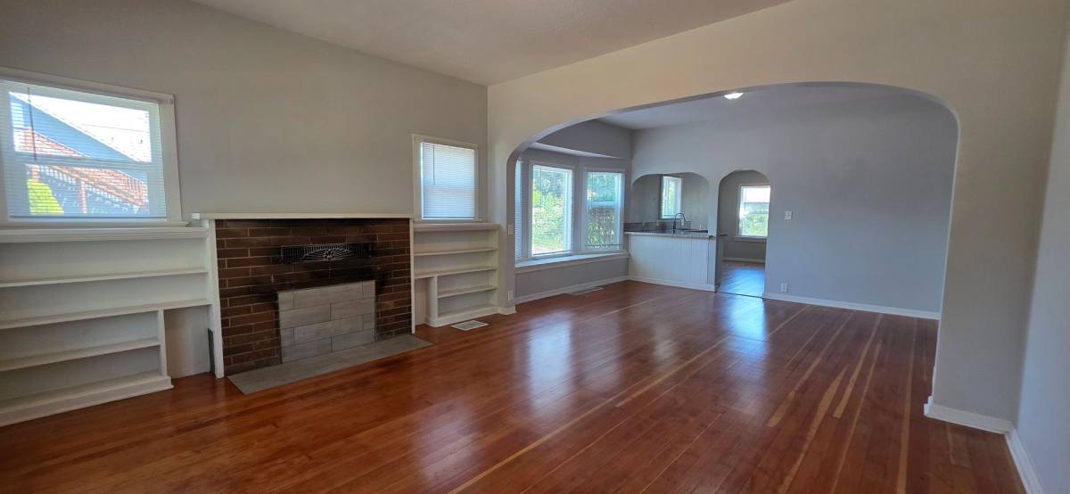Apartment for rent at 1190 Alder Dr NE, Salem, OR 97303