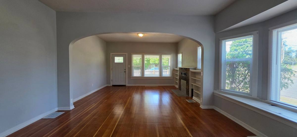 Apartment for rent at 1190 Alder Dr NE, Salem, OR 97303