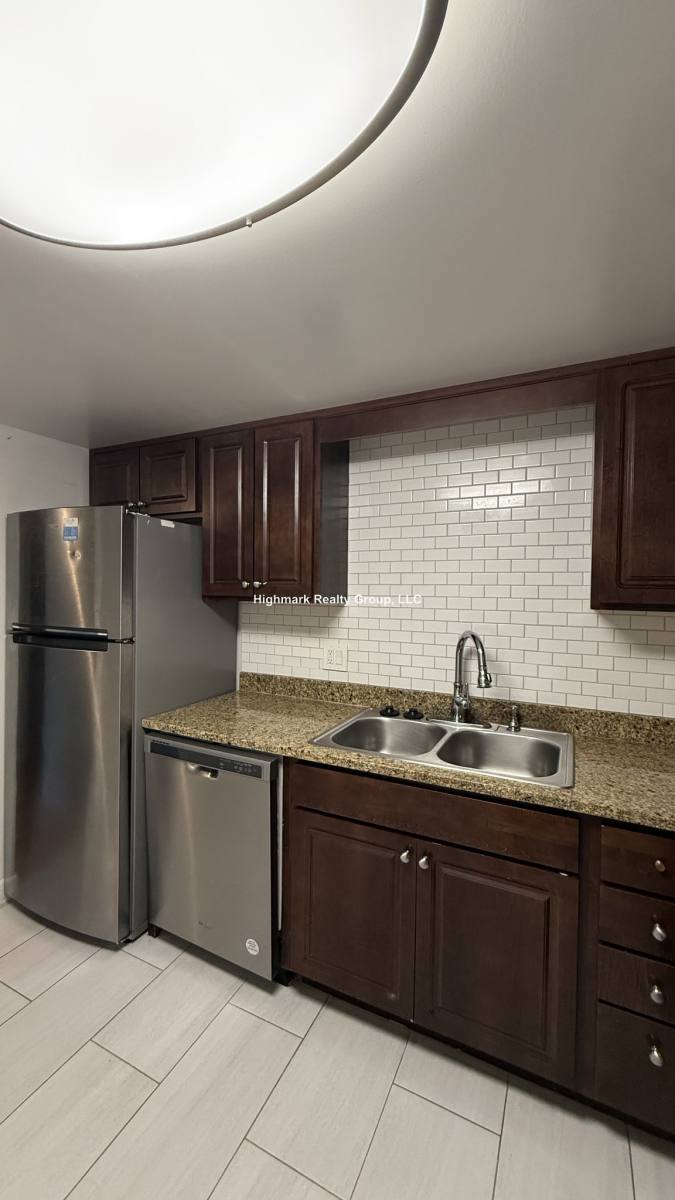 Apartment for rent at 525 N Quentin Rd #204O, Palatine, IL 60067