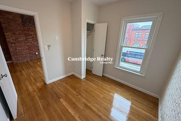 Apartment for rent at 164 Broadway #2T, Somerville, MA 02145