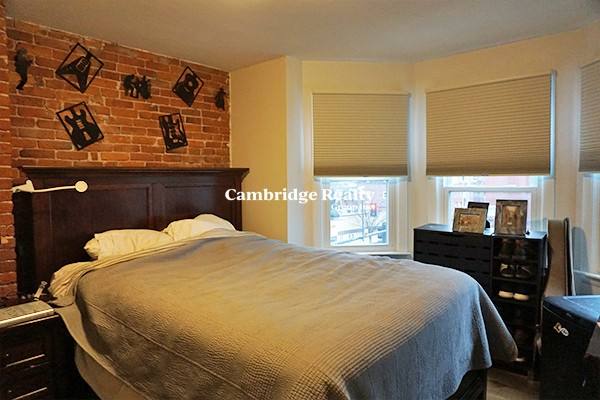 Apartment for rent at 164 Broadway #3T, Somerville, MA 02145