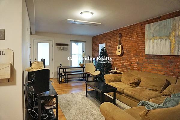 Apartment for rent at 164 Broadway #3T, Somerville, MA 02145