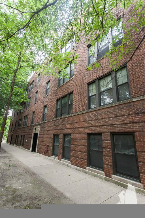 Apartment for rent at 1953 W Winnemac Ave #1, Chicago, IL 60640