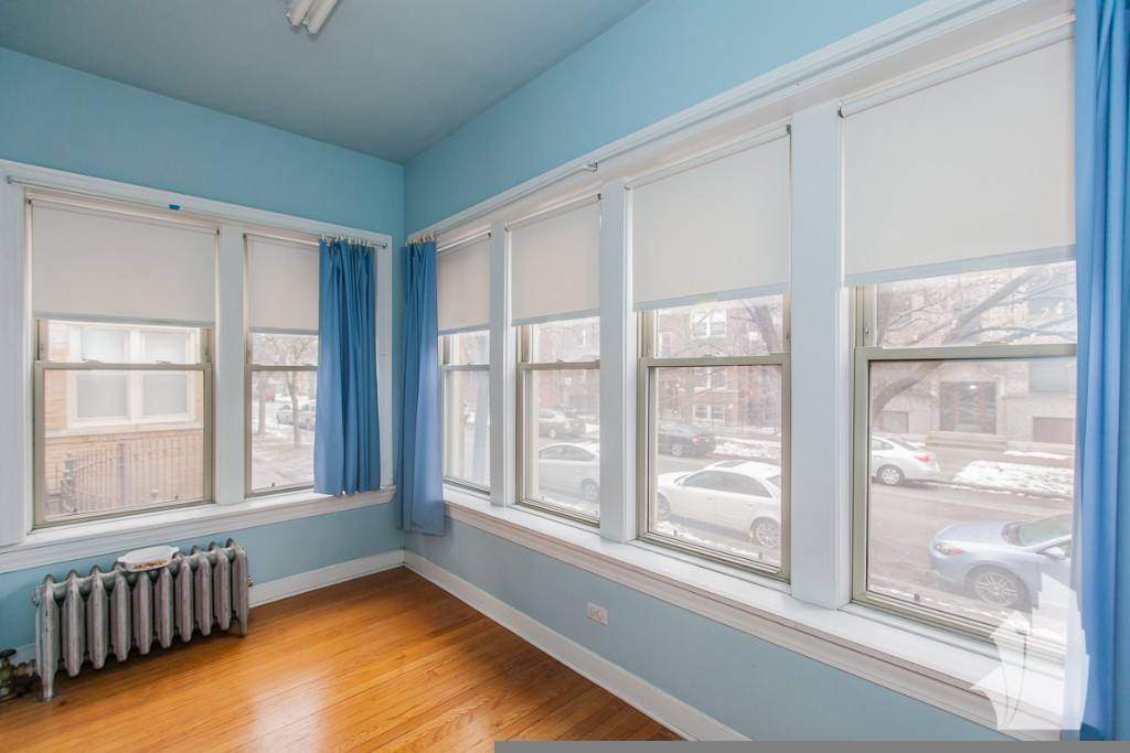 Apartment for rent at 1950 W Leland Ave #1, Chicago, IL 60640