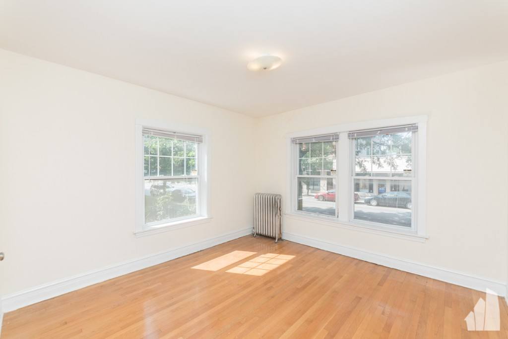 Apartment for rent at 1829 W Foster Ave #3, Chicago, IL 60640