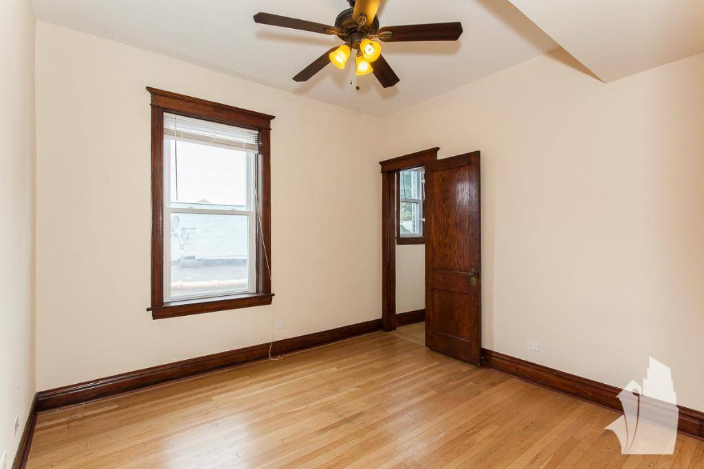 Apartment for rent at 1436 W Addison St #2, Chicago, IL 60613