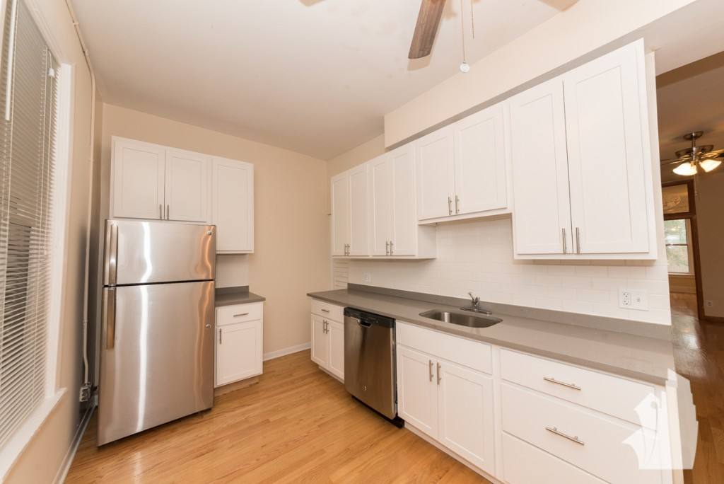 Apartment for rent at 1208 W Wrightwood Ave #3, Chicago, IL 60614