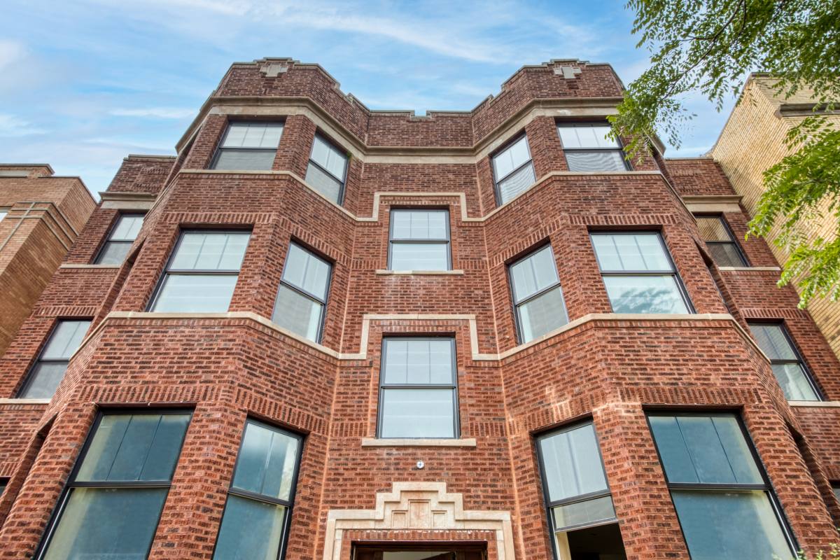Apartment for rent at 4636 N Ashland Ave #1N, Chicago, IL 60640