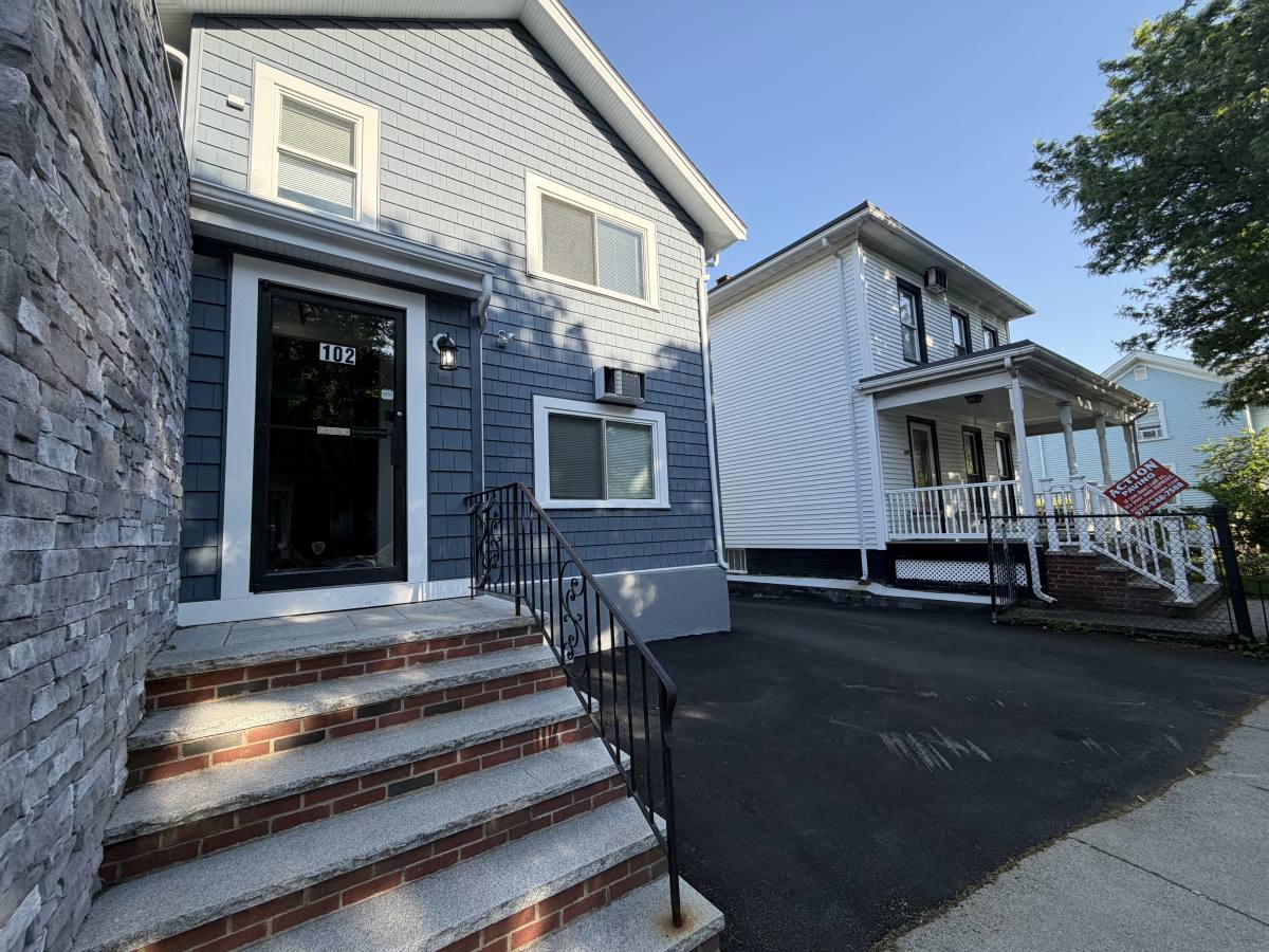 Apartment for rent at 102 Cross #2R, Somerville, MA 02145