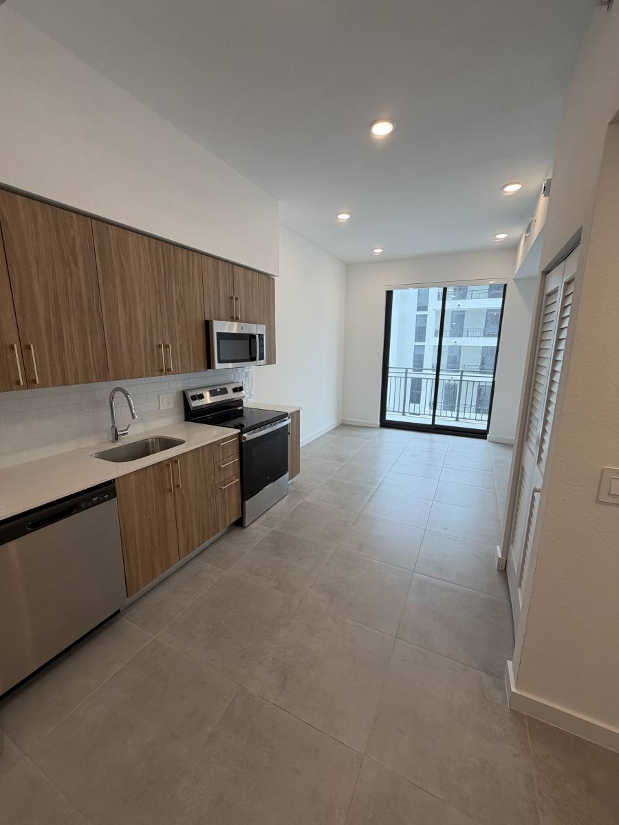 Apartment for rent at 2001 Van Buren St, Hollywood, FL 33020