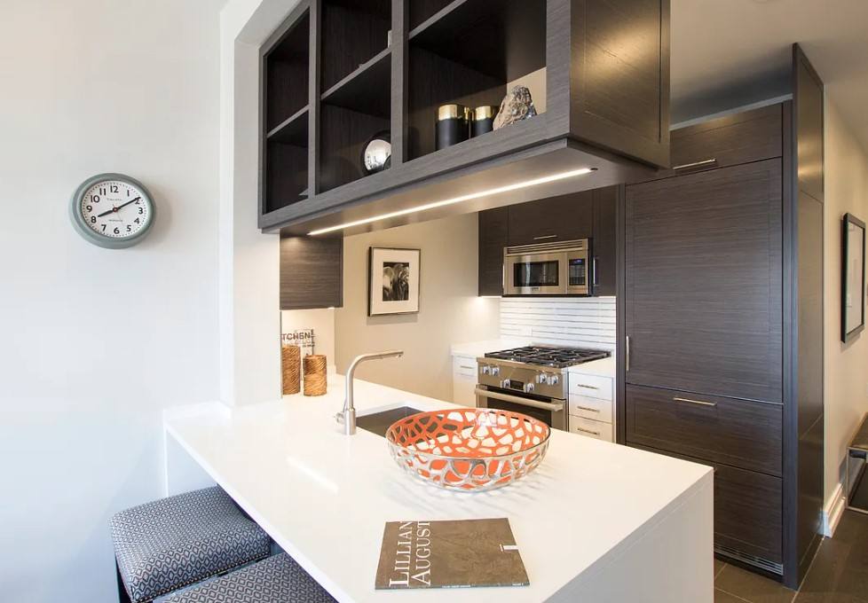 Apartment for rent at 551 10th Ave #21G, New York, NY 10018