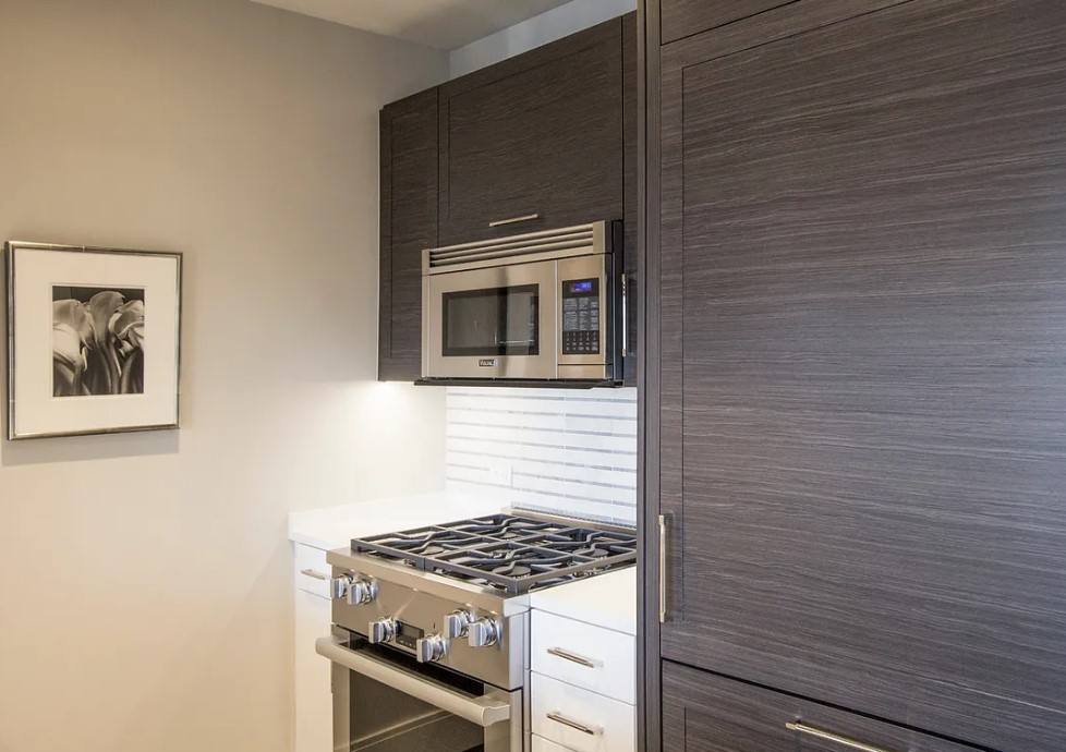 Apartment for rent at 551 10th Ave #21G, New York, NY 10018