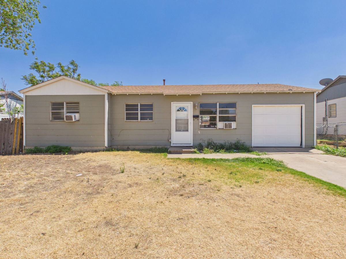 House for rent at 3810 Mesa Verde Dr, Amarillo, TX 79107