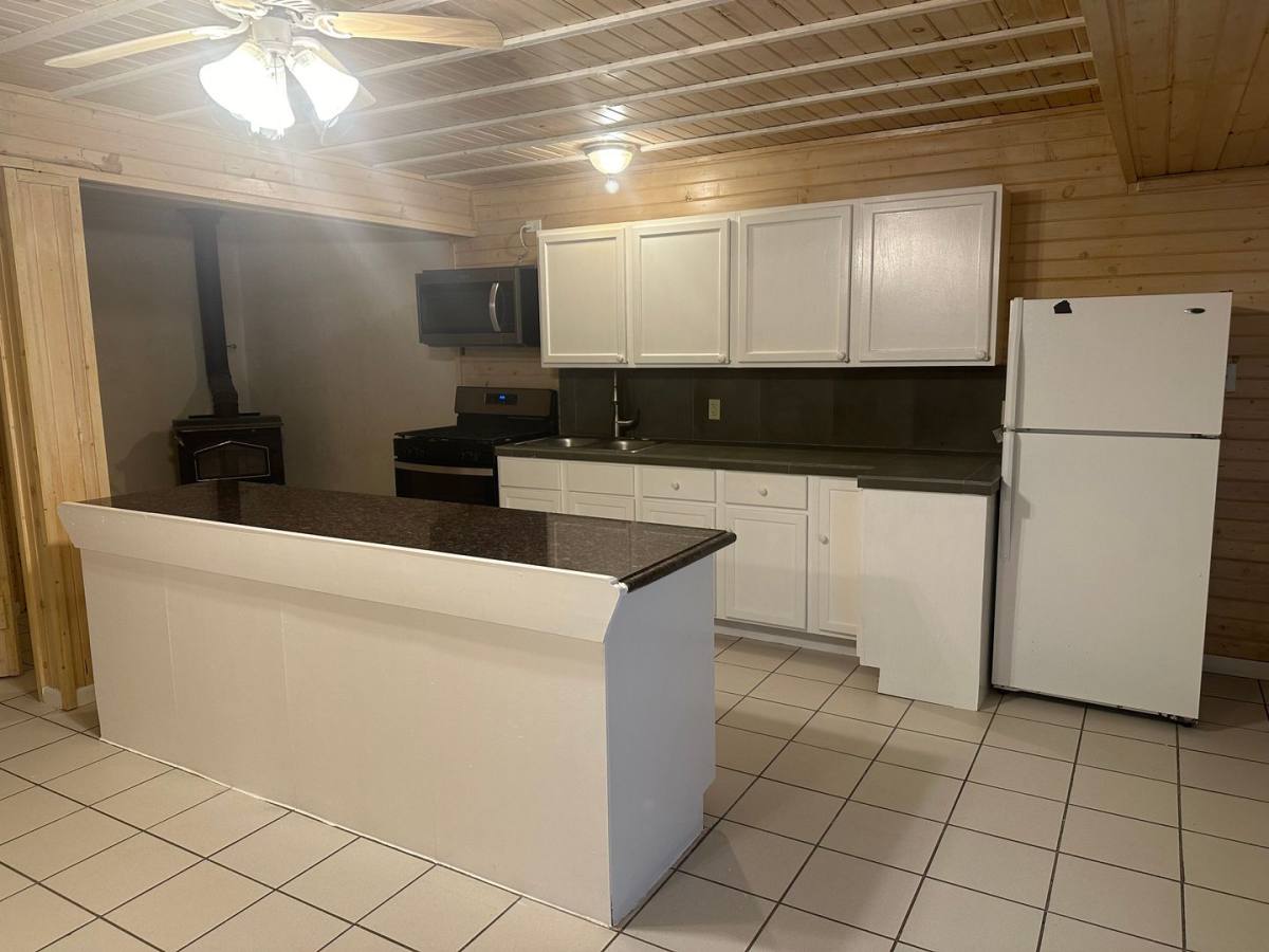 Apartment for rent at 1810 Simula Lane, Fairfield, IA 52556
