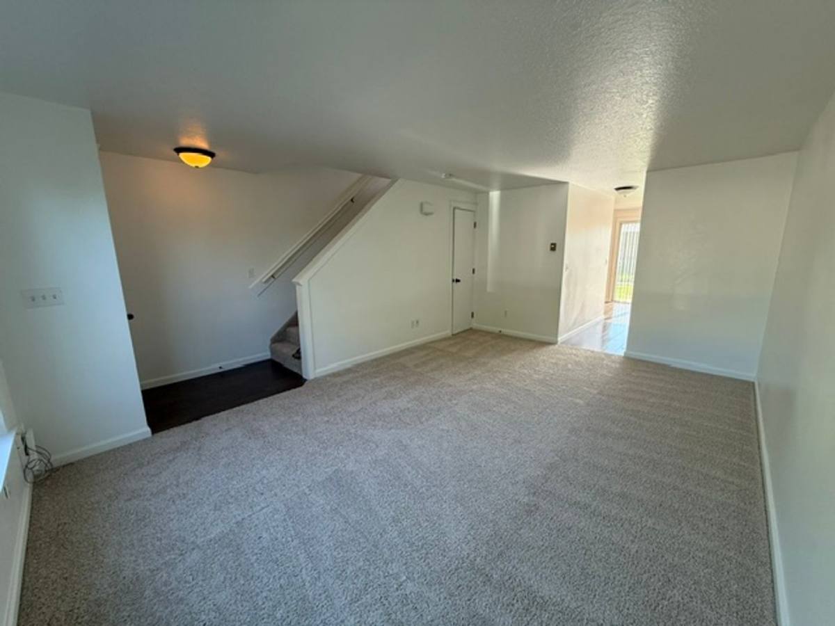 Apartment for rent at 184 S 5th Ave, Cornelius, OR 97113