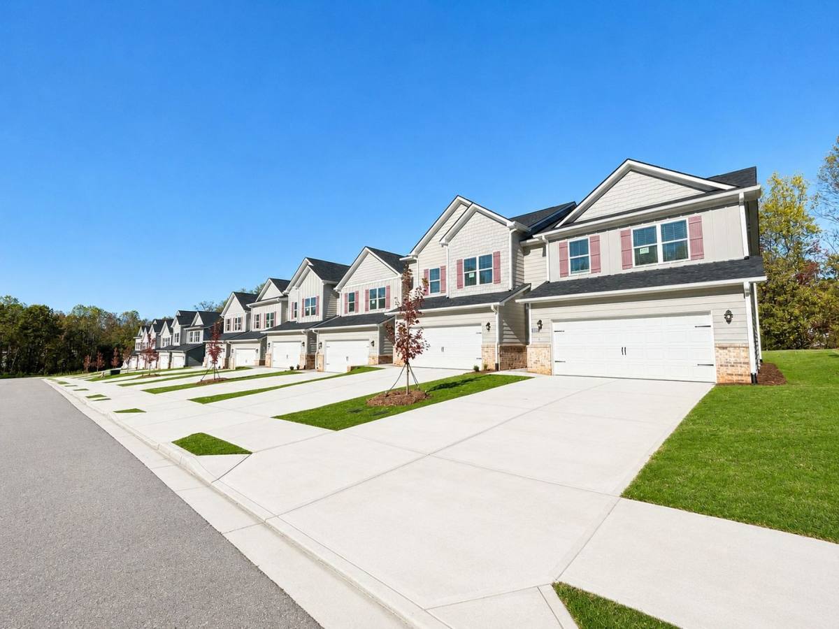 Townhouse for rent at 201-C Harvest Ridge Lane, Cornelia, GA 30531