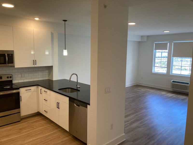 Apartment for rent at 520 Cliff St, Fairview, NJ 07022