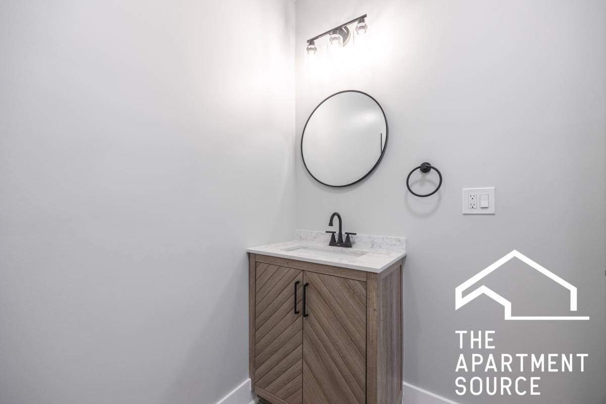 Apartment for rent at 6148 N Francisco Ave, Chicago, IL 60659