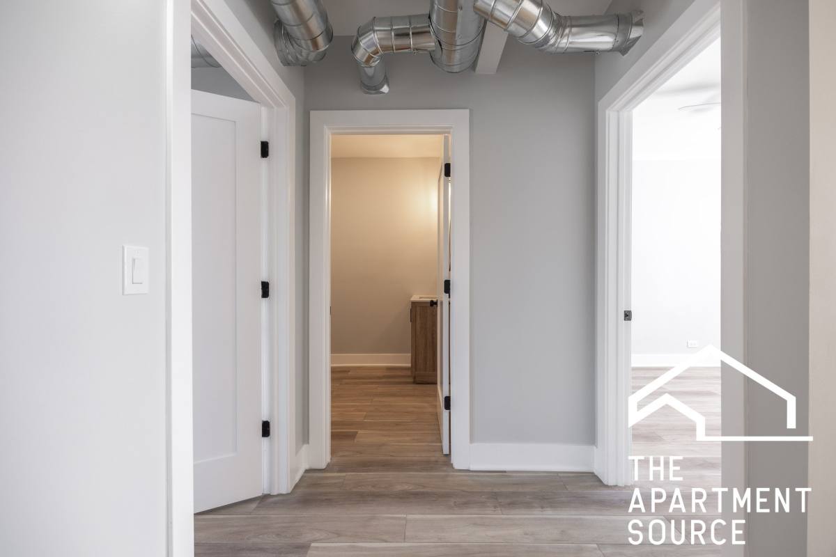 Apartment for rent at 6148 N Francisco Ave, Chicago, IL 60659