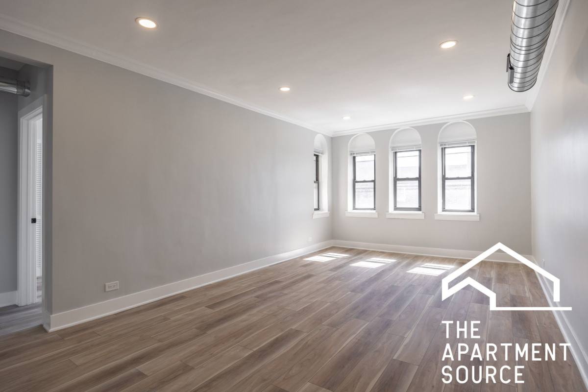 Apartment for rent at 6148 N Francisco Ave, Chicago, IL 60659