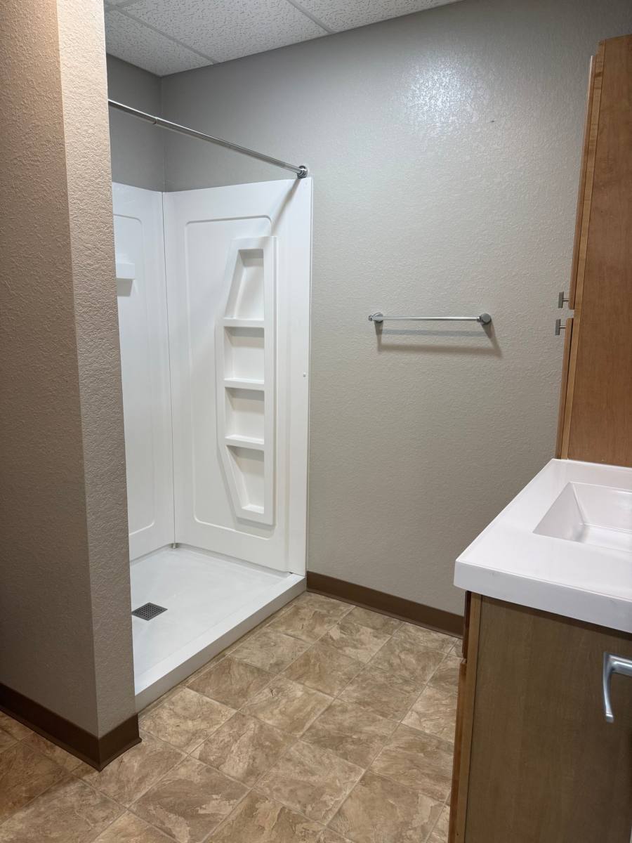 Apartment for rent at 9 2nd Ave E, Albia, IA 52531