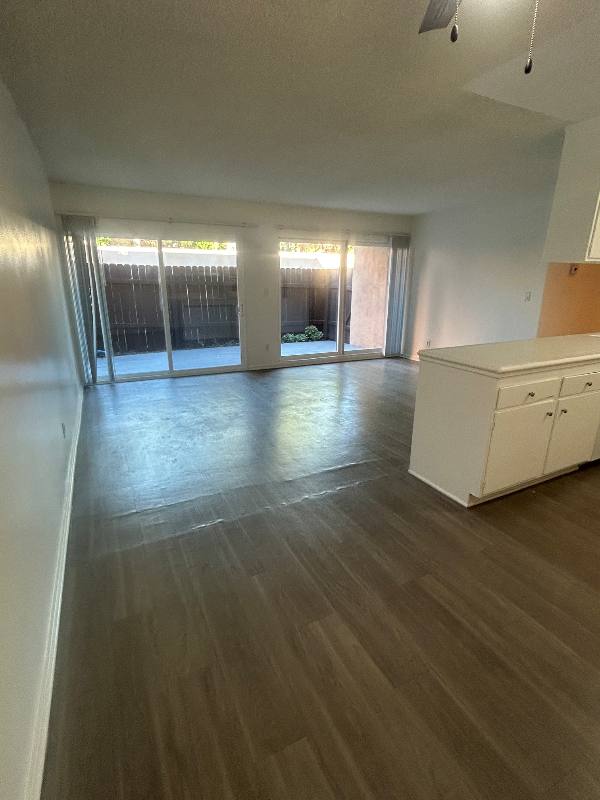 Apartment for rent at 10200 De Soto Ave, Chatsworth, CA 91311
