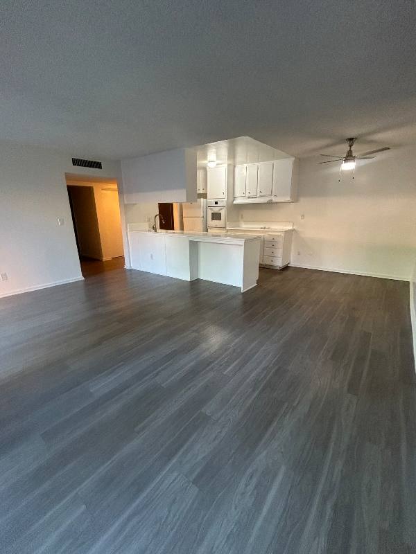 Apartment for rent at 10200 De Soto Ave, Chatsworth, CA 91311