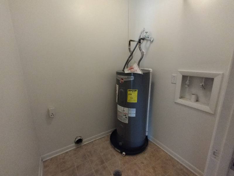 Apartment for rent at 600 Reusens Rd, Lynchburg, VA 24503