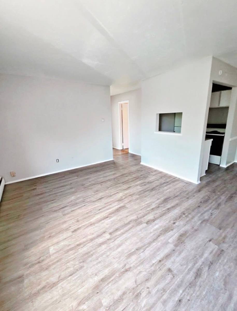 Apartment for rent at 3688 Bosworth Rd, Cleveland, OH 44111
