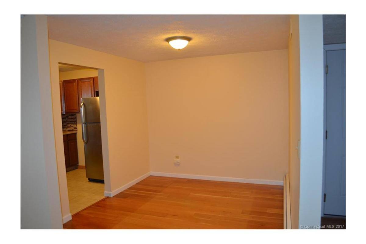 Apartment for rent at 23 Amato Dr, South Windsor, CT 06074