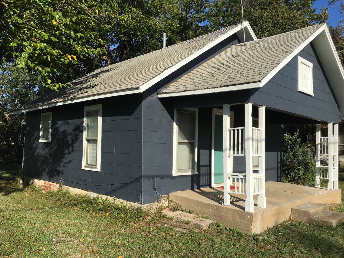 House for rent at 417 N Linwood, Cushing, OK 74023