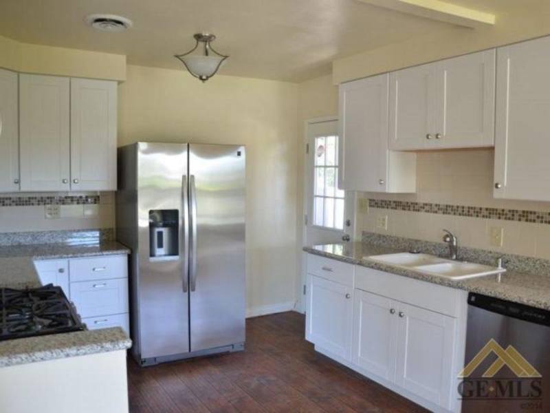 House for rent at 6305 Almond Dr, Bakersfield, CA 93308