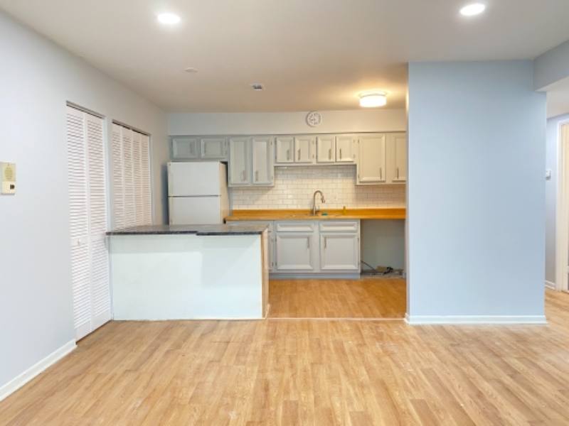 Condo for rent at 9462 Bay Colony Dr - 3rd Floor, Des Plaines, IL 60016