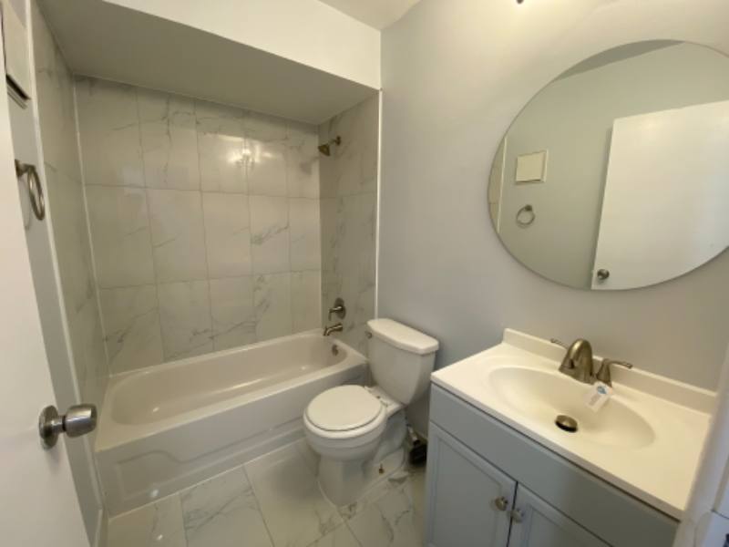 Condo for rent at 9462 Bay Colony Dr - 3rd Floor, Des Plaines, IL 60016