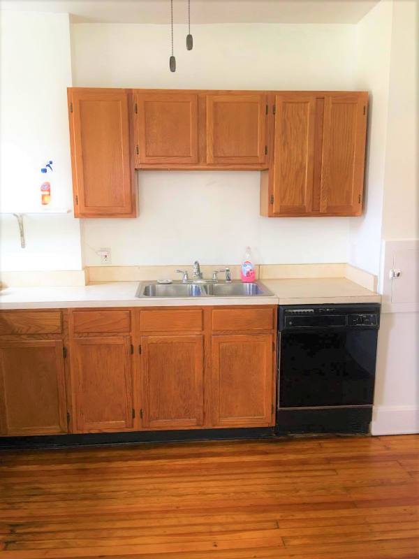 Townhouse for rent at 2621 N 4th St, Columbus, OH 43202