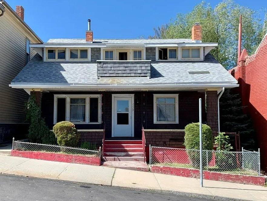 Apartment for rent at 1119 W Park St, Butte, MT 59701