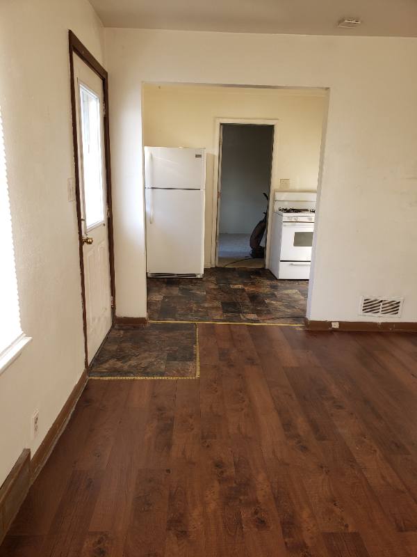Apartment for rent at 1007 Garfield Ave #4, Rockford, IL 61101