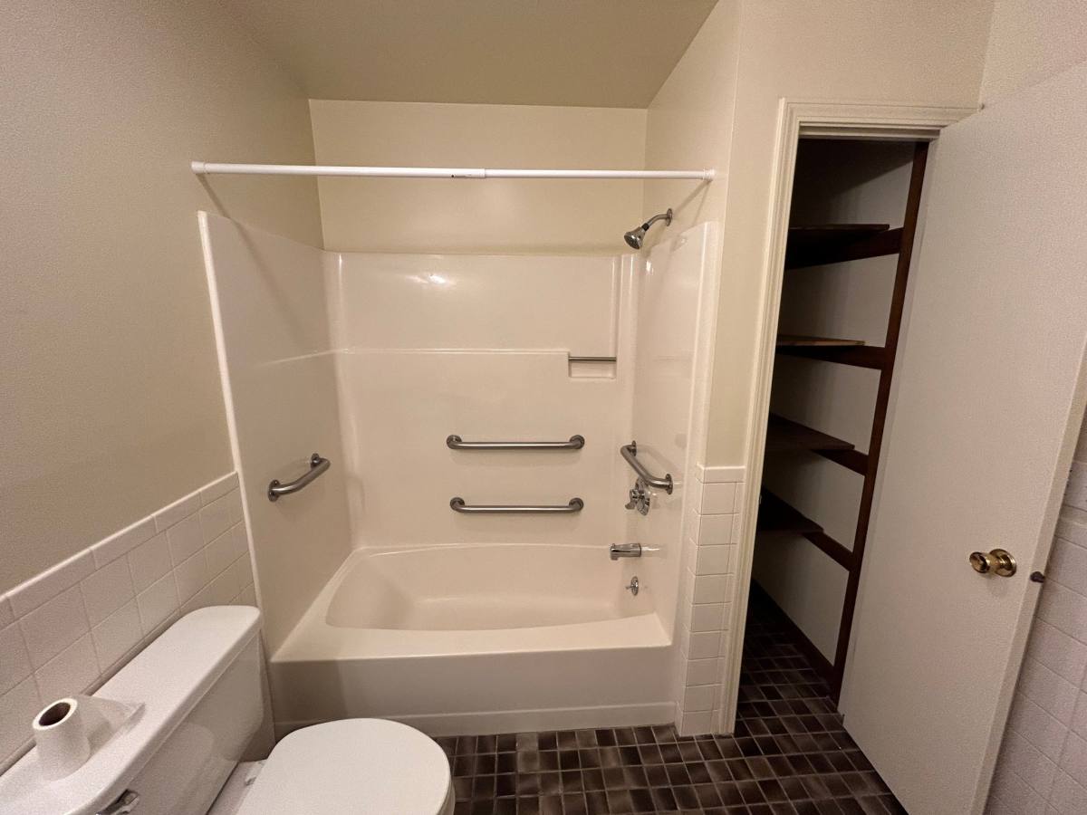 Apartment for rent at 1949 Western Ave #303, Albany, NY 12203