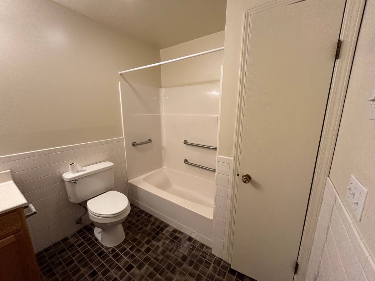 Apartment for rent at 1949 Western Ave #303, Albany, NY 12203